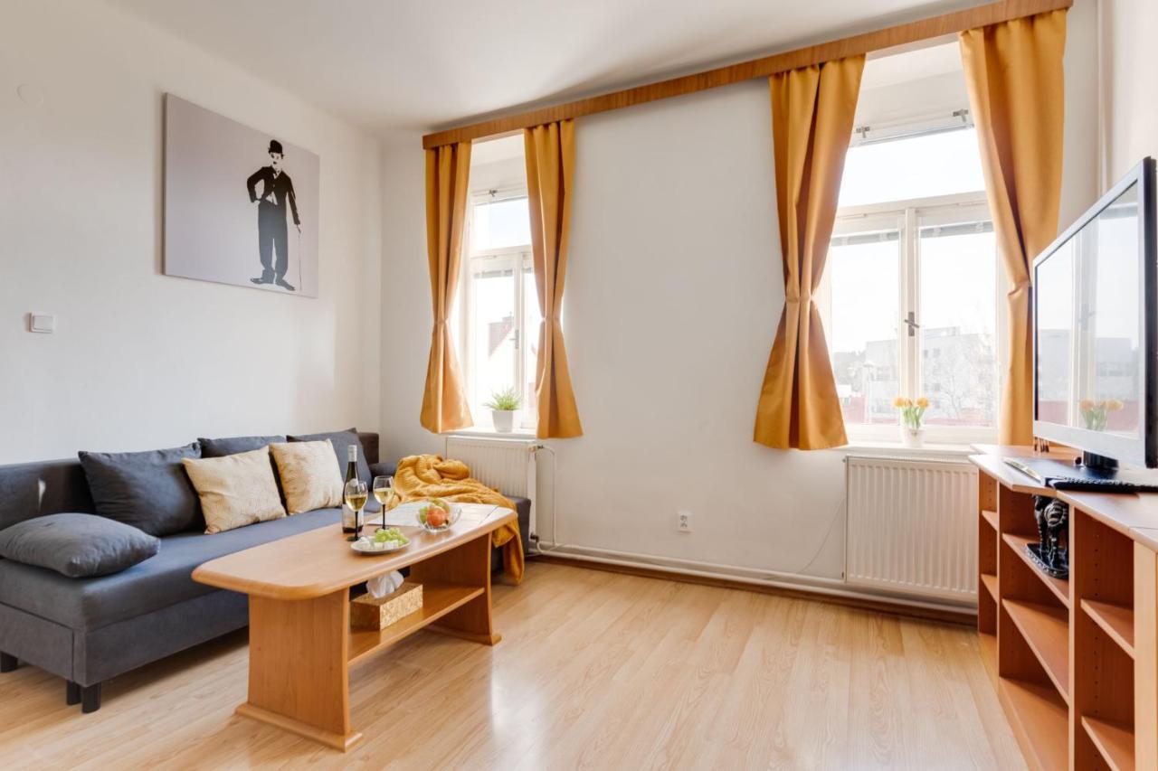 Sunshine Apartment Near The City Center ปราก ภายนอก รูปภาพ
