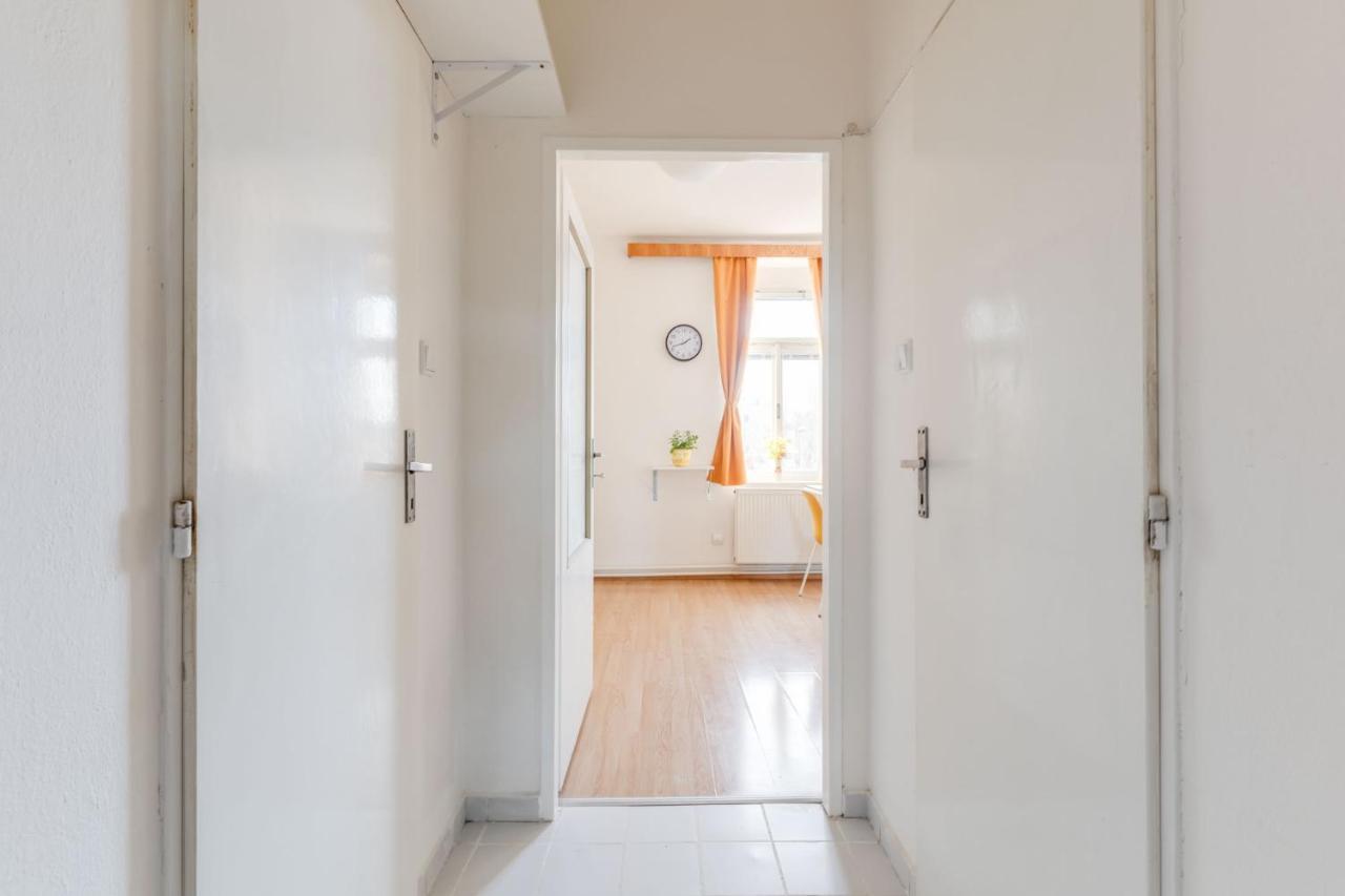 Sunshine Apartment Near The City Center ปราก ภายนอก รูปภาพ