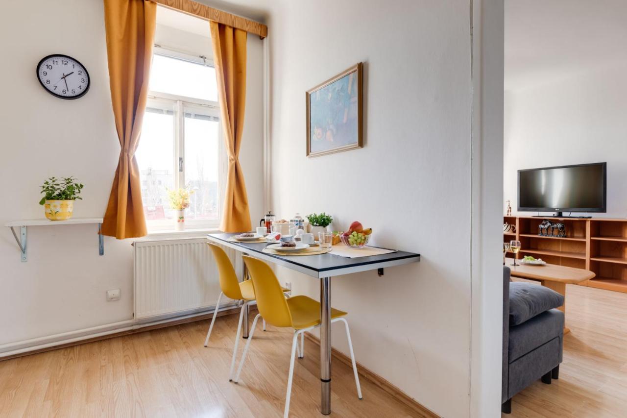 Sunshine Apartment Near The City Center ปราก ภายนอก รูปภาพ